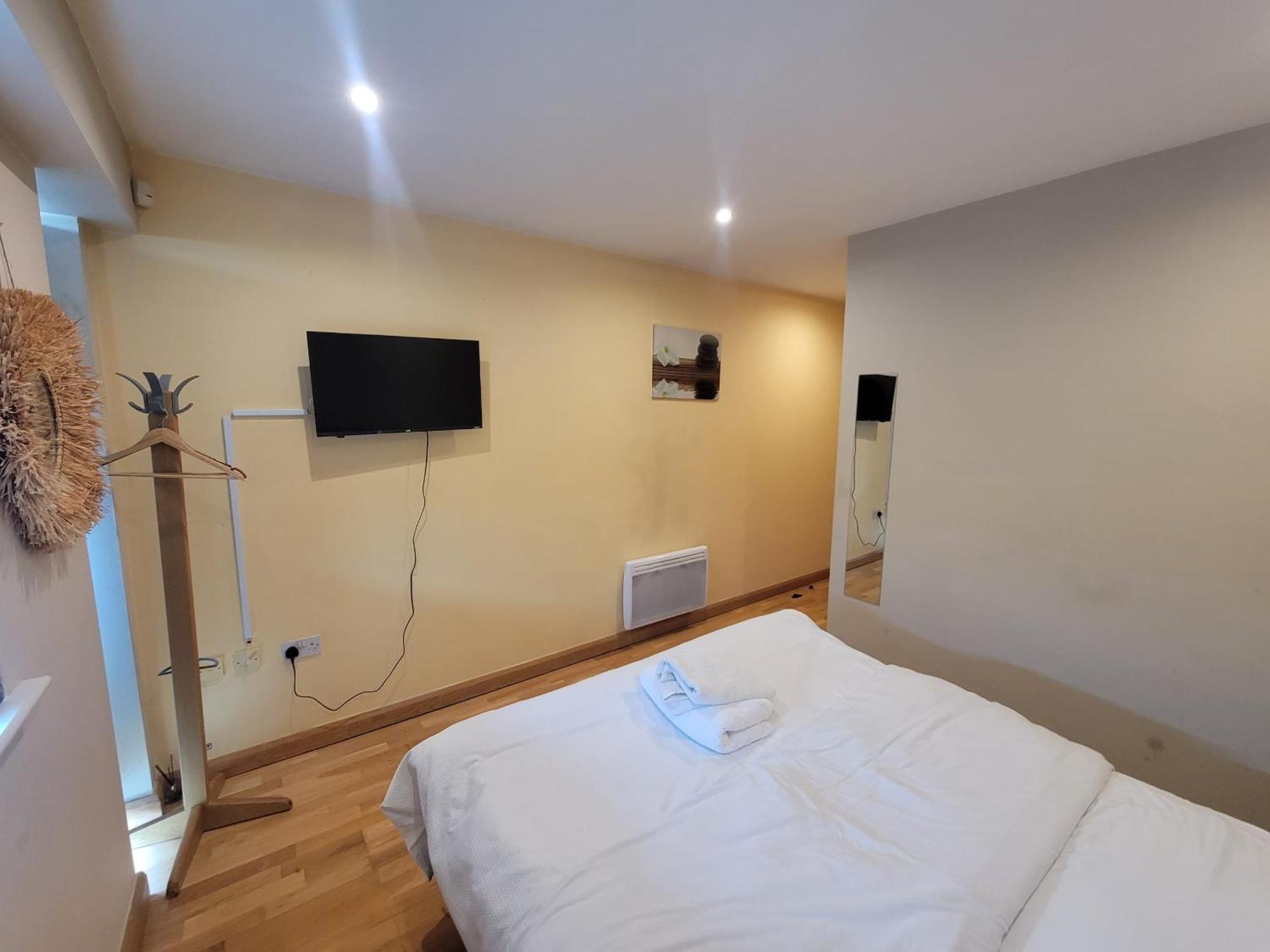 2 Bedrooms, 2 Bathrooms Stunning Penthouse City View Μπράντφορντ Εξωτερικό φωτογραφία